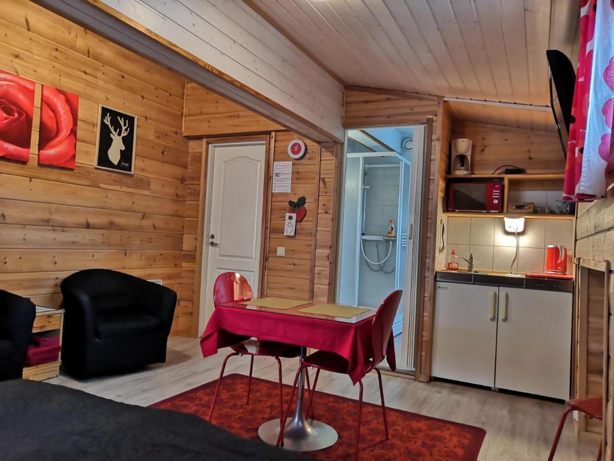 Taipalsaari Hostel Mansikka المظهر الخارجي الصورة